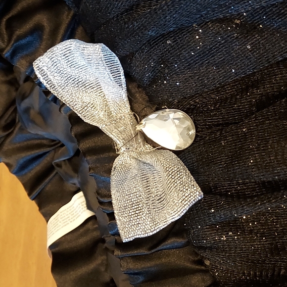 Tutu with attachable kitty tail - Picture 2 of 3